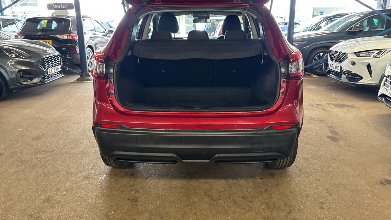 Nissan Qashqai 1.3 DiG-T 160 Acenta Premium 5dr Petrol Hatchback